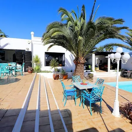 Jazmin, 3 Bed In Mojones Holiday home *