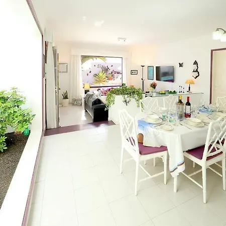 Tatil Evi Jazmin, 3 Bed In Mojones Puerto del Carmen (Lanzarote)