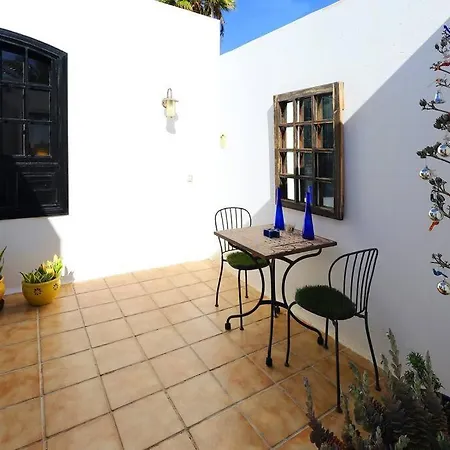 Jazmin, 3 Bed In Mojones *